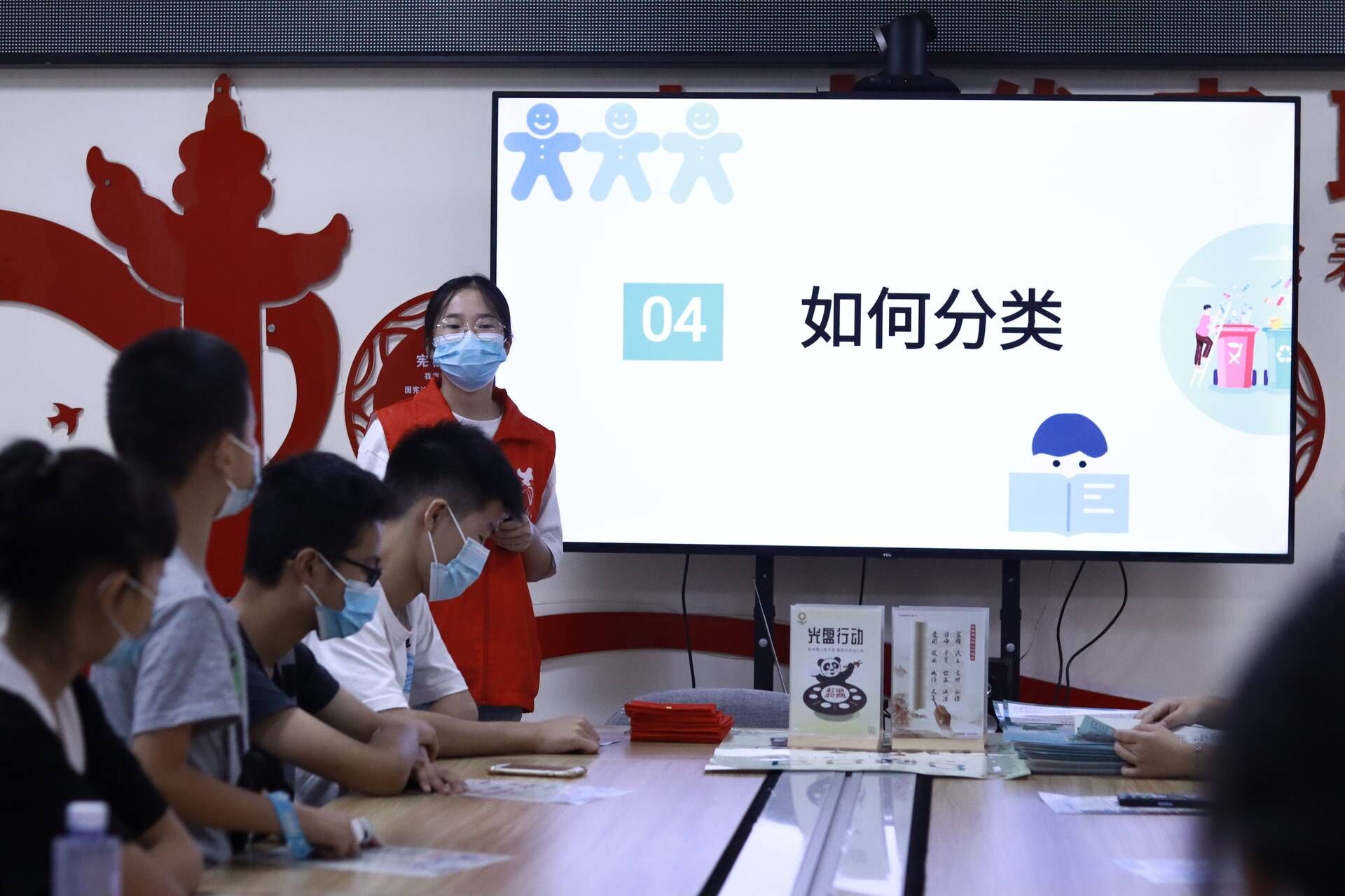 江南大学“行走的环保小课堂”科普实践团多地陆续开课