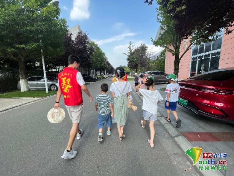【2022暑假社会实践】【媒体视角-中国青年网】小小“探险家”计划：趣味科普，寓教于乐